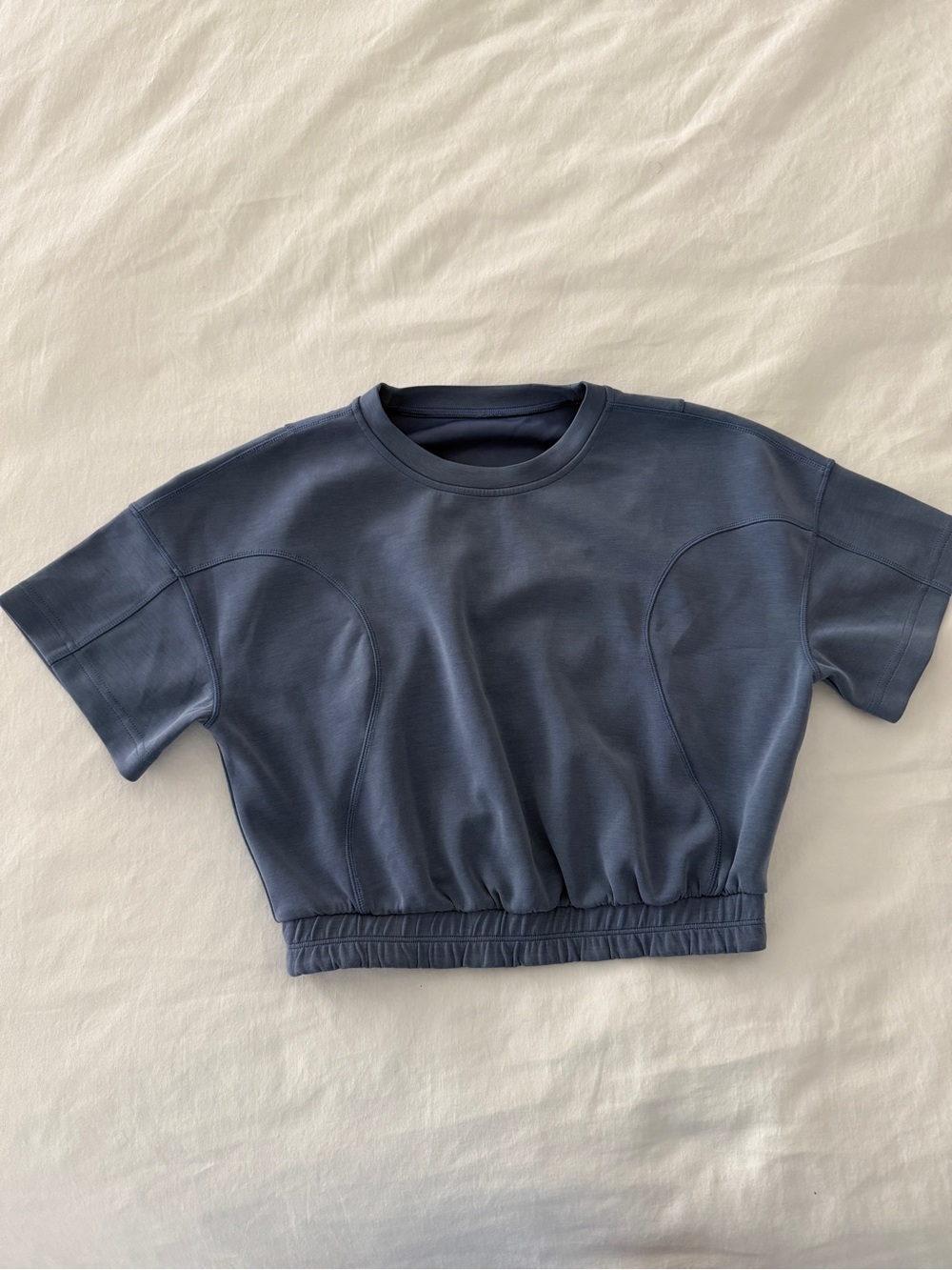 lululemon athletica Blue Cropped Tee - Size 6